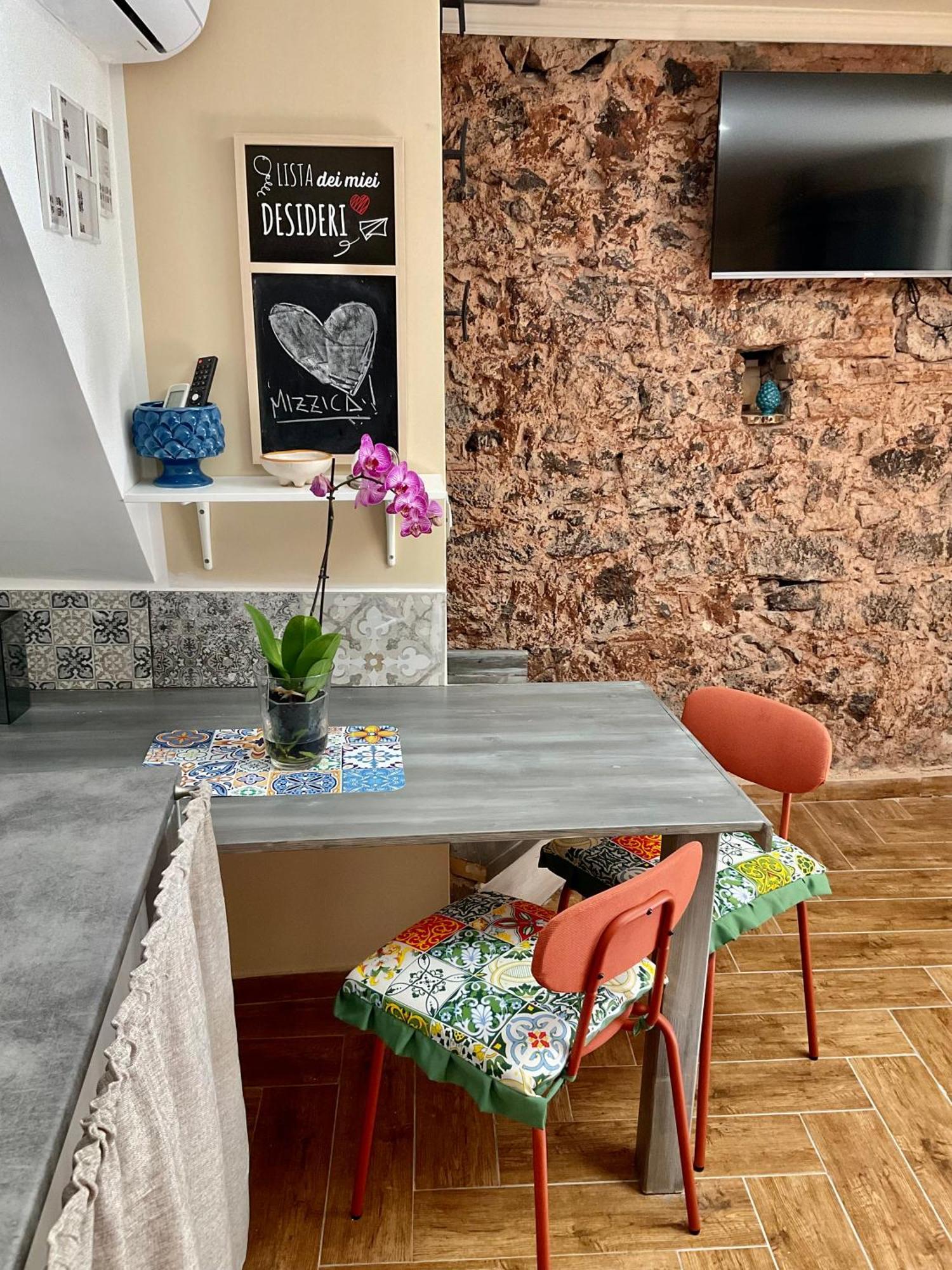 Mizzicahome Solemare Affittacamere Catania